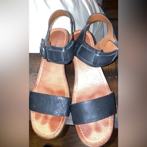 Lucky Brand Block Heel Sandals